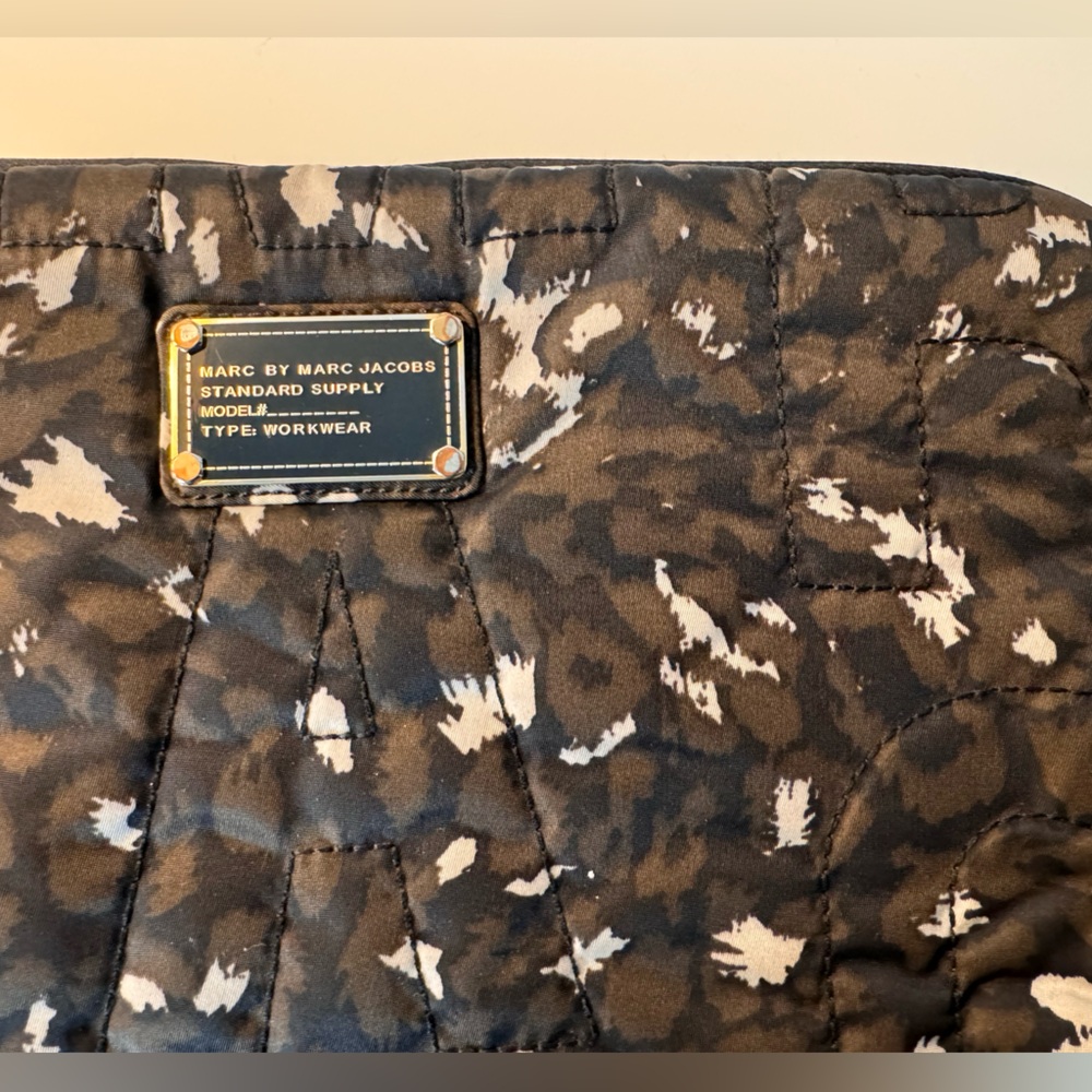 Marc by Marc Jacobs 13inch laptop bag in floral print padded black y2k vintage - Picture 2 of 7